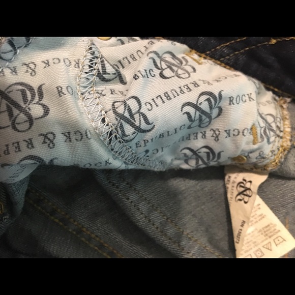 Rock and Republic Jeans - Picture 7 of 8